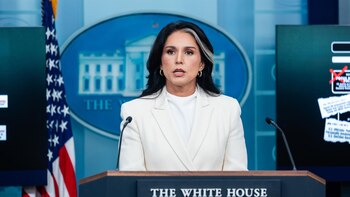 Trump revoca autorizaciones de seguridad