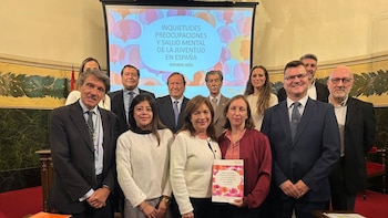 La percepción de su salud mental sube en jóvenes de 6,3 a 6,8 sobre 10 desde 2024, según un estudio de Atalaya