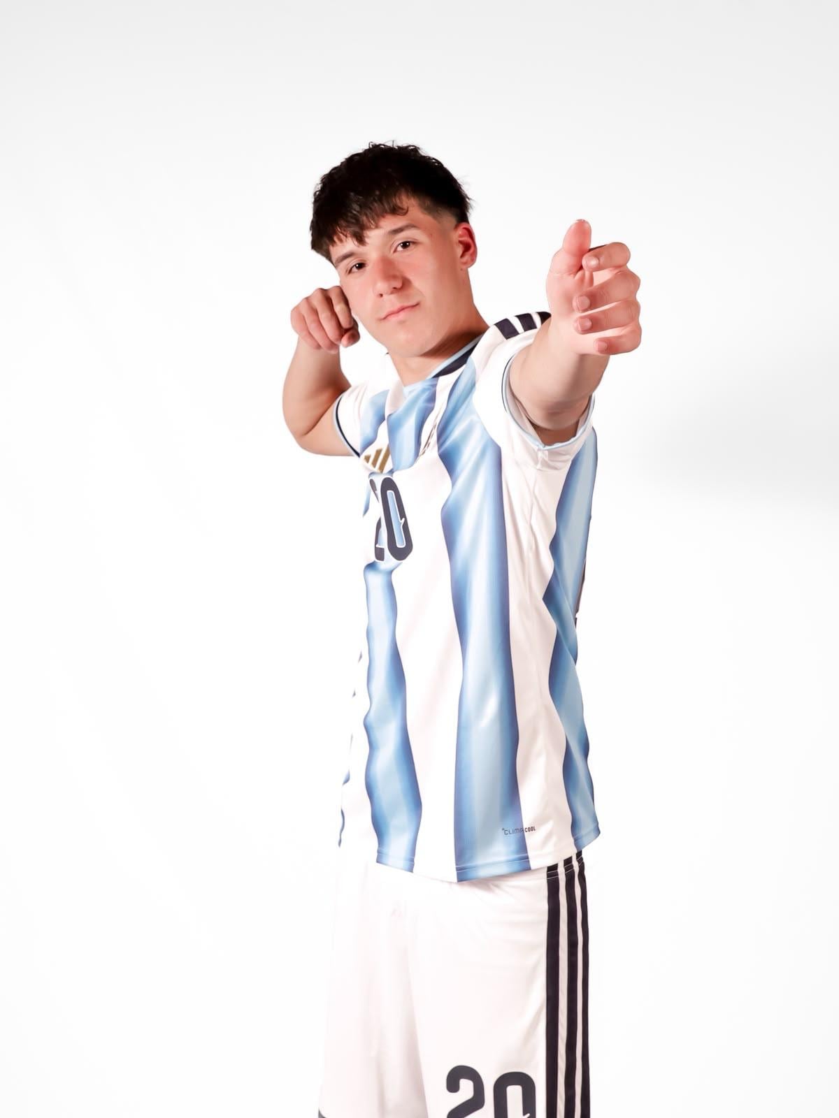 El delantero Joaquín Reinoso, que eligió la selección argentina antes que la de Nueva Zelanda, su país de origen