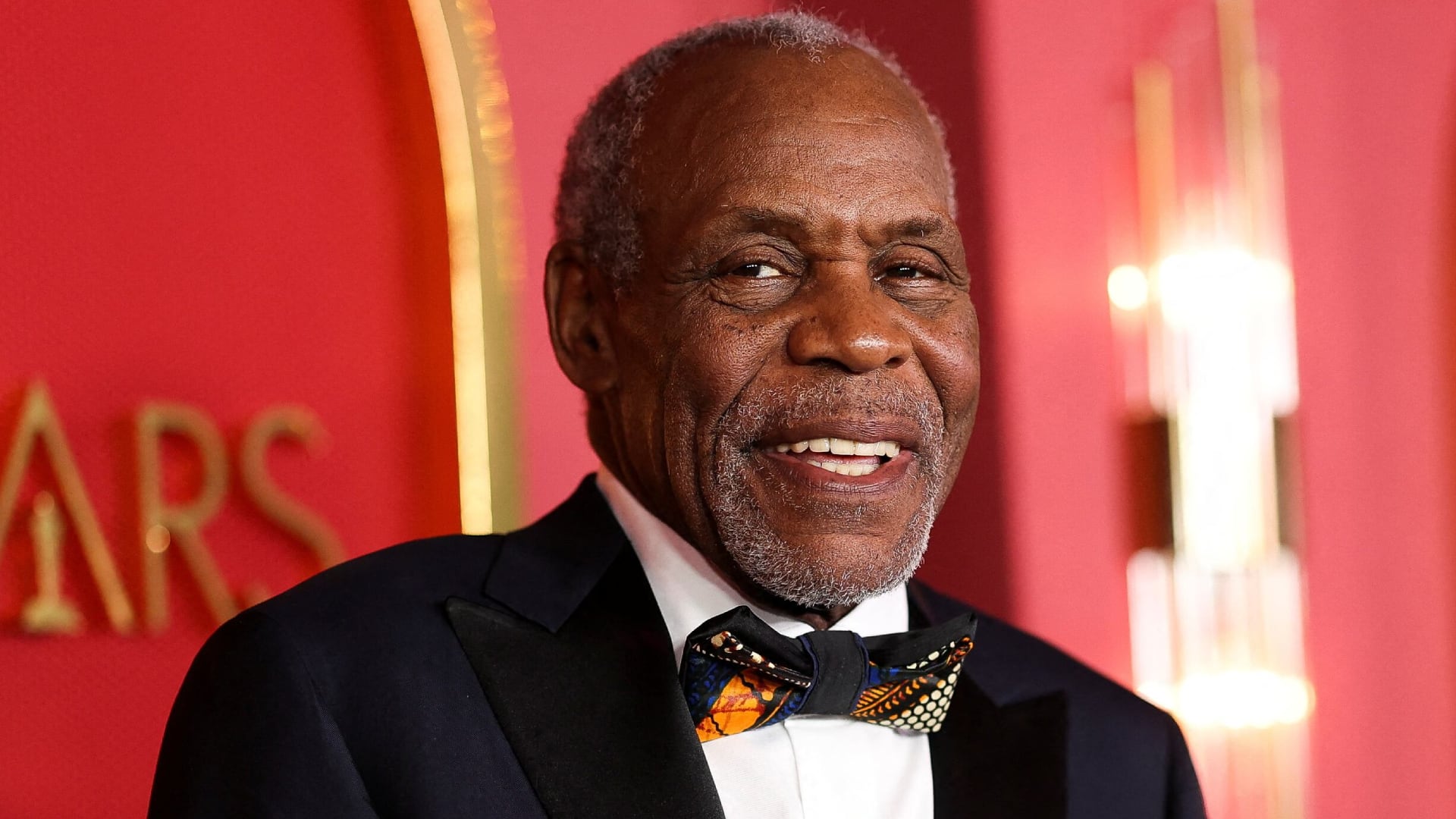 Danny Glover reveló que padece Alzheimer desde 2022 y dijo que la enfermedad afecta su movilidad, su habla y su memoria (REUTERS)
