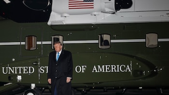 Trump excluye al portal de noticias Politico de la cobertura informativa a bordo del Air Force One