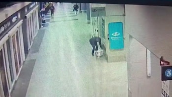 Dejó una caja con un hígado en Aeroparque, desató un operativo y terminó procesado: “Esta es la historia de un loco enamorado”