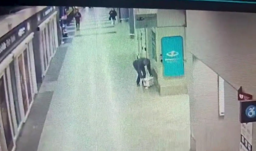 Dejó un hígado en Aeroparque, desató un operativo y terminó procesado: “Esta es la historia de un loco enamorado” (Captura de video)