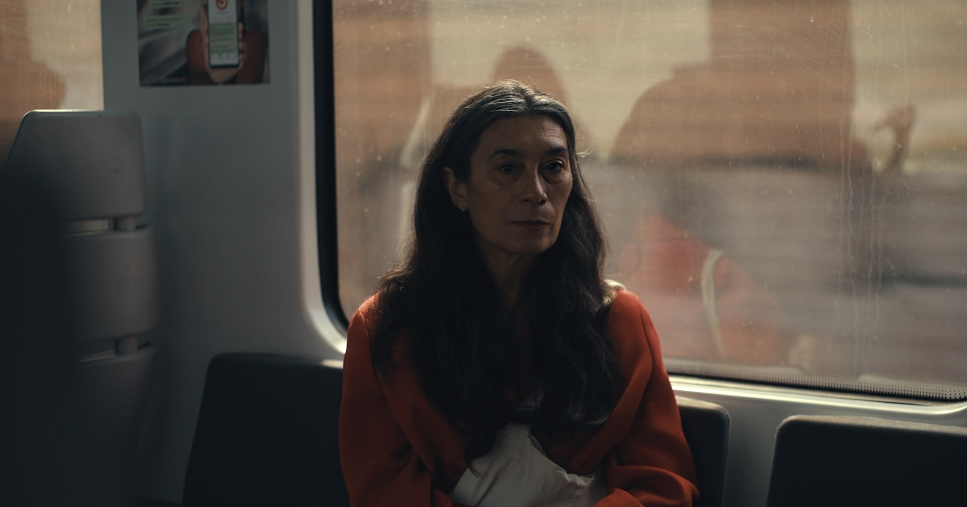 La cineasta argentina María Aparicio ganó el premio a mejor dirección de las Jornadas de los Autores por la película 'A veces me entra tristeza, otras veces rebelión'