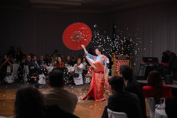 Danza tradicional presentada por Irene