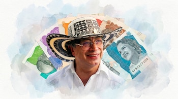 Retrato de Gustavo Petro sonriendo, con un sombrero vueltiao y gafas, frente a un abanico de billetes de pesos colombianos sobre un fondo de acuarela azul.