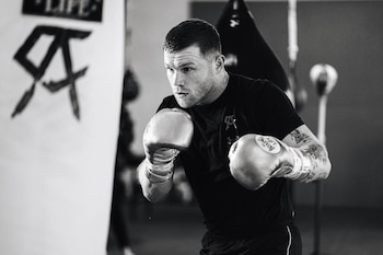 Saúl Álvarez enfrentará a Avni