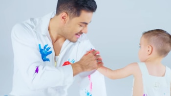 Carlos Rivera: la historia del rechazo que cambió su vida y cómo su hijo le mostró “la cara de Dios”