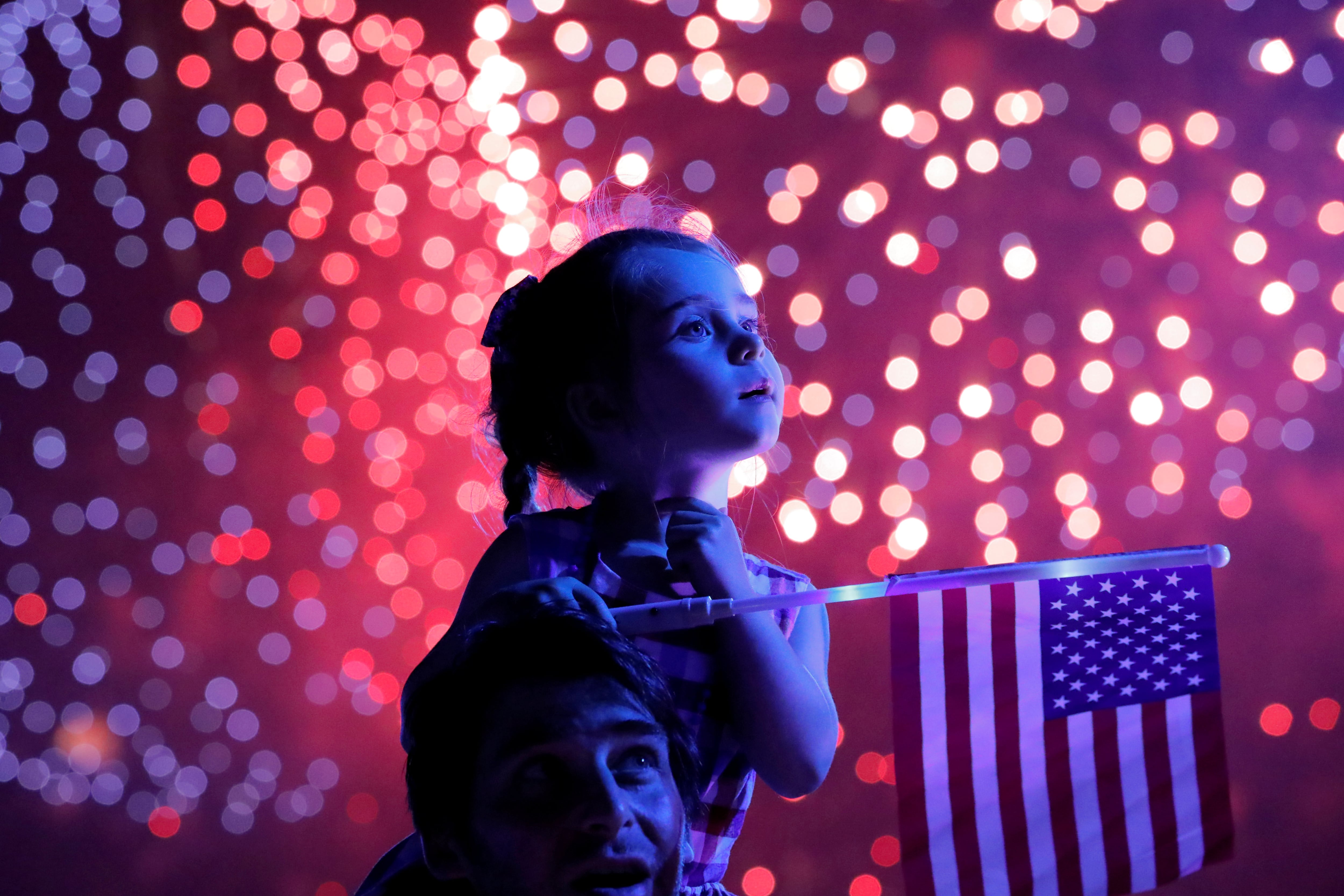 El sur de la Florida enfrenta jornadas con servicios alterados y actividades laborales selectivas en pleno festejo nacional (REUTERS/Andrew Kelly)