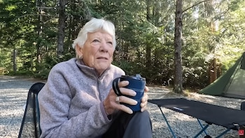 Una mujer de 78 años