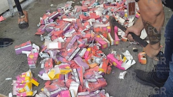 Desde documentos falsos hasta vapeadores: destruyen miles de objetos relacionados con delitos en la CDMX