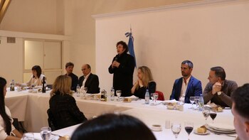 Javier Milei compartió un asado junto a sus principales funcionarios y los legisladores que apoyaron el veto a la ley de movilidad jubilatoria