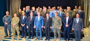 Pete Hegseth felicitó a Guatemala, Honduras y Ecuador por su papel en la Coalición de las Américas contra los Cárteles durante la reunión de seguridad regional en Panamá.