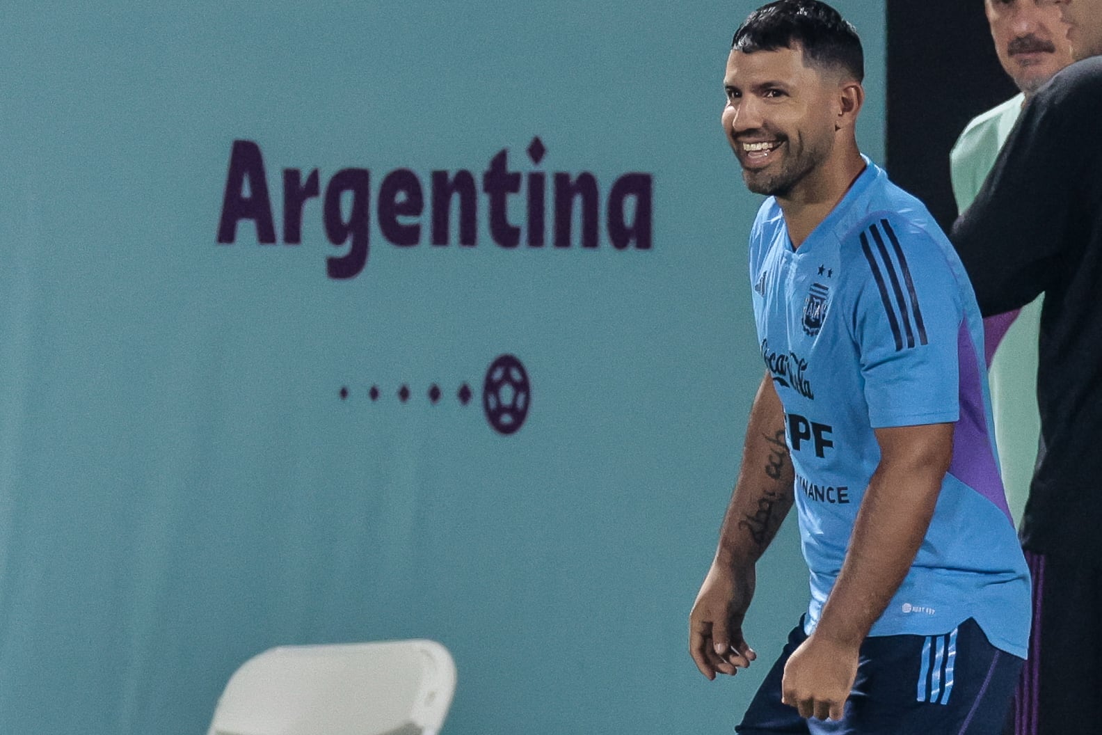 El Kun reconoció que Guardiola pudo haberle dado más minutos en el Manchester City (EFE)