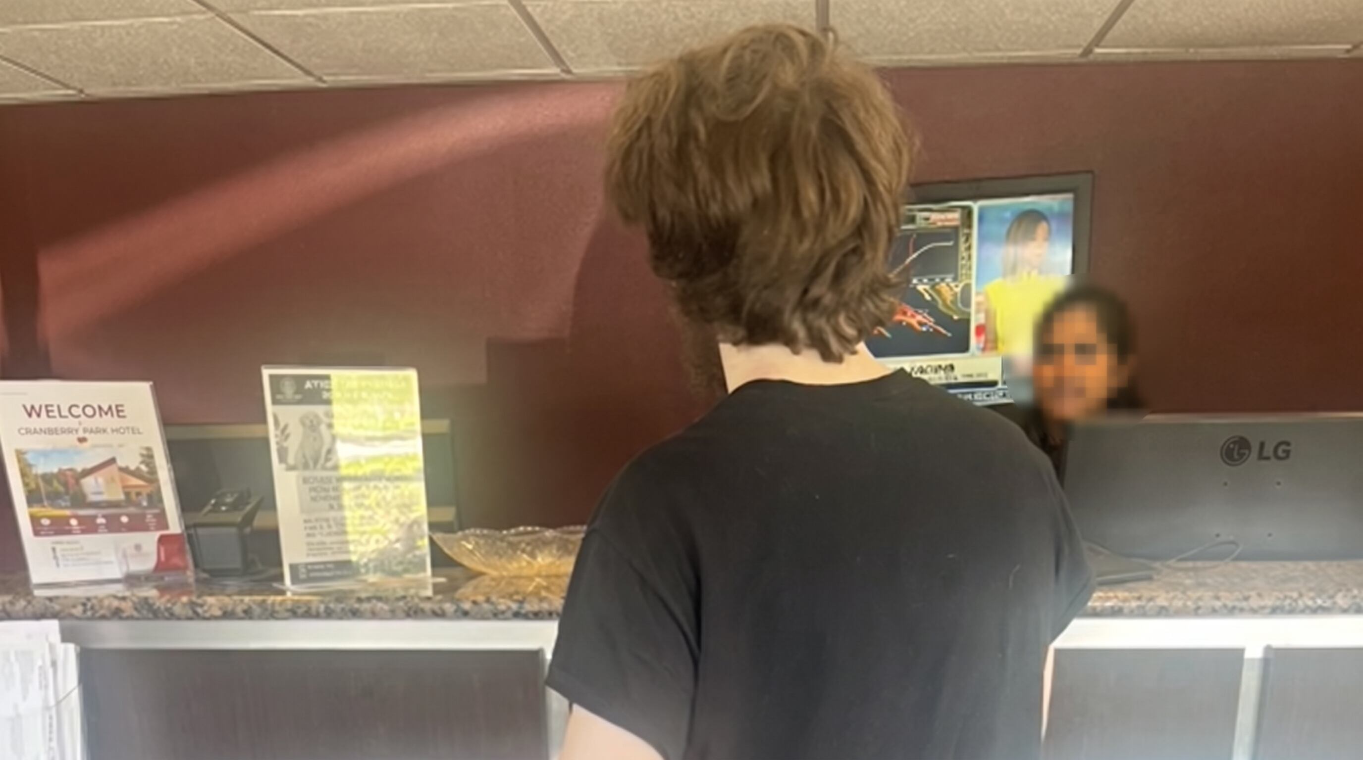 Kramer pasó casi tres años en un centro de detención juvenil tras ser vinculado en 2023 a amenazas y contenido extremista en grupos de Telegram (CBS News Pittsburgh)