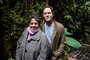 Entrevista a Juan Gil Navarro y Julia Calvo