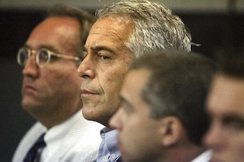 Jeffrey Epstein, durante una audiencia