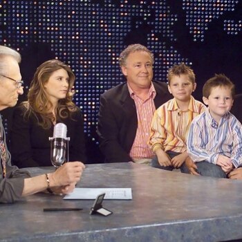 Larry King con sus hijos.