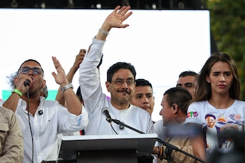 Luigi Echeverri expresó sus reparos ante una eventual victoria de Iván Cepeda, que buscaría replicar el modelo de Venezuela - crédito AP