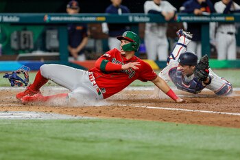 Joey Meneses quedó a poco