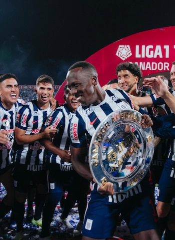 Luis Advíncula – Alianza Lima – Liga 1 – Perú – deportes – 14 julio