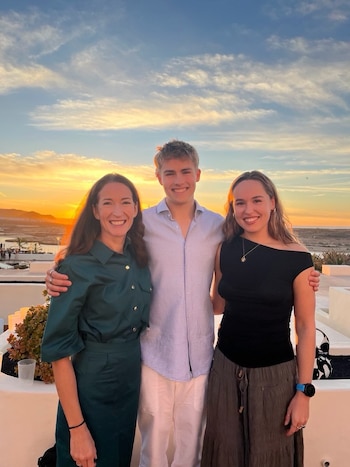 Alexander Stubb y Suzanne Innes-Stubb en una imagen de redes sociales. (Instagram @alexstubb)