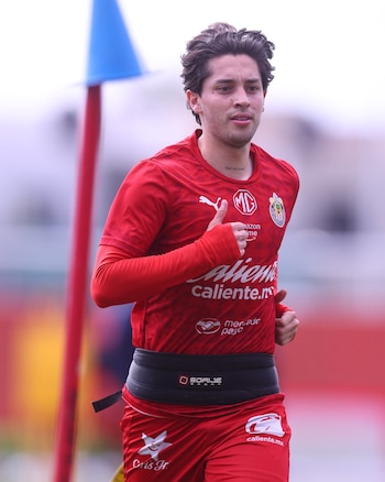 Con la salida de Jordan Carrillo hacia Chivas, el nuevo proyecto auriazul traerá una profunda renovación en el plantel. (X/ @Chivas)