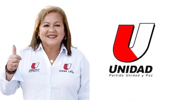 Diana León sonríe y levanta el pulgar junto al logotipo del Partido Unidad y Paz sobre un fondo blanco