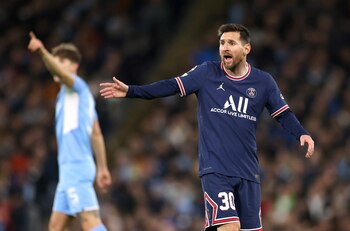 Messi le propinó 27 goles y 6 asistencias en 35 partidos a equipos del Big Six de la Premier League (Foto: Reuters)