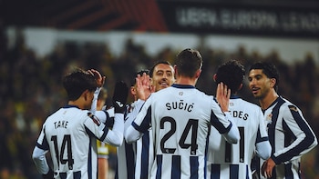 (Crónica) La Real Sociedad golea y el Celta remonta para estrenarse en la Europa League
