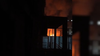 Apagón en CABA: más de 100 mil usuarios sin luz tras el incendio en una subestación de Edesur