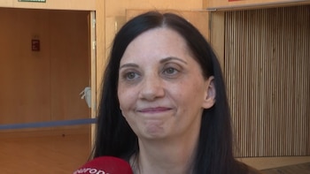 Ana Tamariz reaparece tras la polémica familiar que siguió a la muerte de su padre y recoge emocionada su premio póstumo