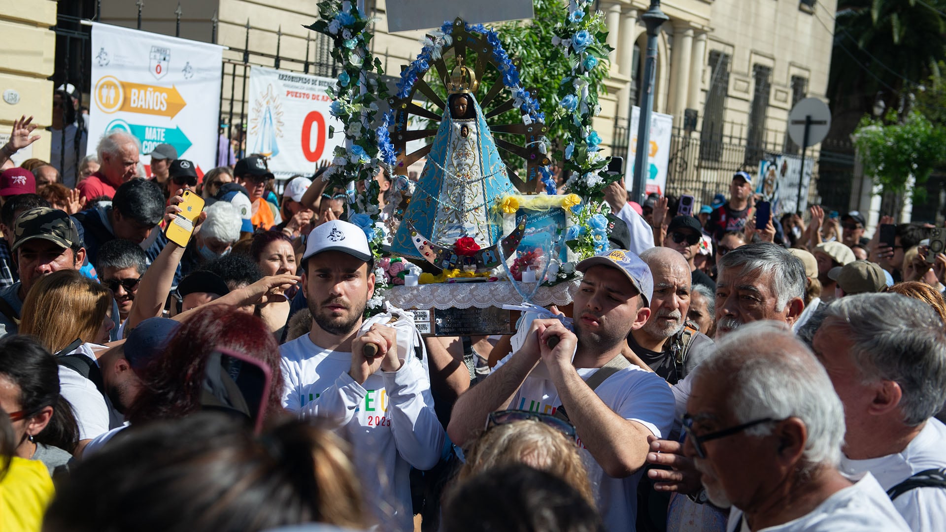 Miles de peregrinos volverán a caminar hacia la Basílica de Nuestra Señora de Luján el 3 y 4 de octubre (Jaime Olivos)