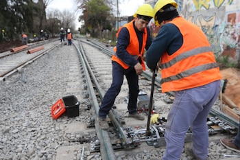 Las obras en la línea Mitre incluyeron la intervención de dos alcantarillas cerca de Vicente López y el recambio de un aparato de vía en San Fernando