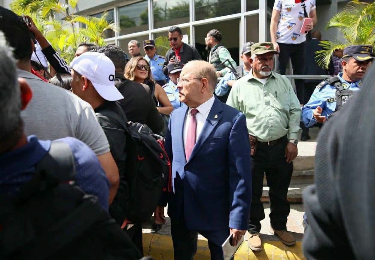 Doce de las 14 personas señaladas comparecieron este jueves ante la Corte Suprema de Justicia. (Foto: Redes sociales)
