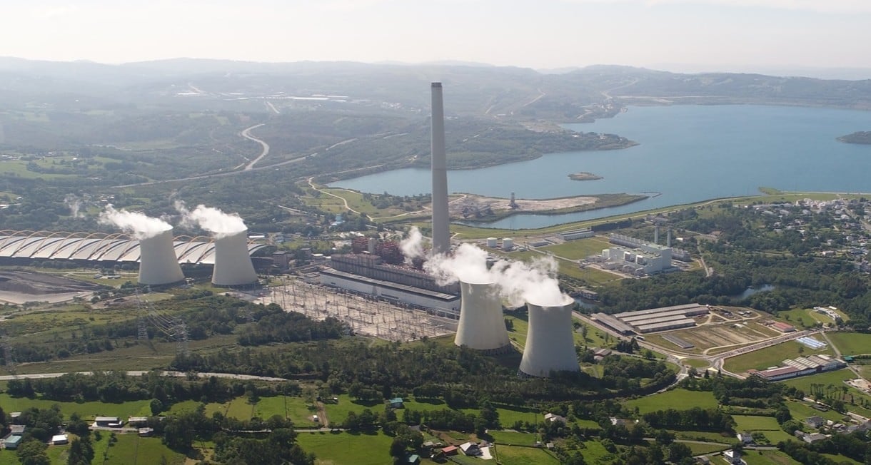 Imagen aérea de la central de As Pontes, en A Coruña (Endesa / Europa Press)