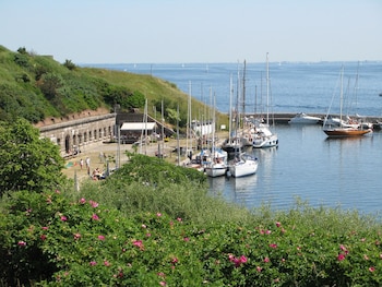 El enclave danés de Flakfortet