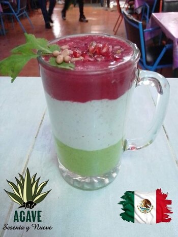 El pulque de nogada se