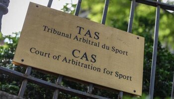 El TAS se hizo presente en más de una ocasión en el fútbol peruano. | Foto: AFP