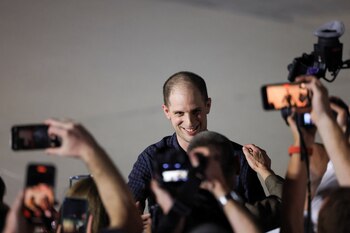 Los periodistas Evan Gershkovich y