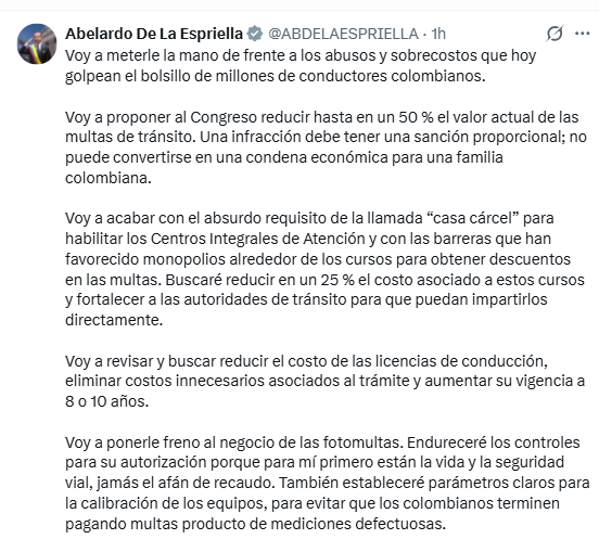 El primer mandatario planteó cambios en el valor del trámite, duración de las licencias de conducción y el negocio de las fotomultas - crédito @ABDELAESPRIELLA/X