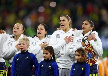 Tuvo que alternar entre el