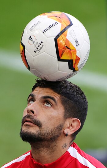 Banega no es opción para