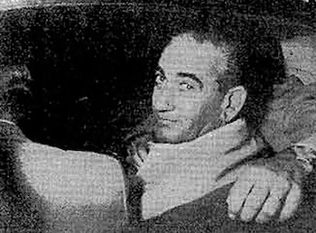 Aníbal Gordon participó de las actividades terroristas de la Triple A y fue uno de los responsables del centro clandestino de detención Automotores Orletti. Se lo vinculó al robo en el Bellas Artes, aunque la Justicia nunca lo investigó en profundidad
