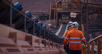El organismo advierte que estas medidas están ganando peso como parte de estrategias destinadas a controlar recursos, impulsar el procesamiento local y fortalecer determinadas capacidades industriales (Foto: Shutterstock)