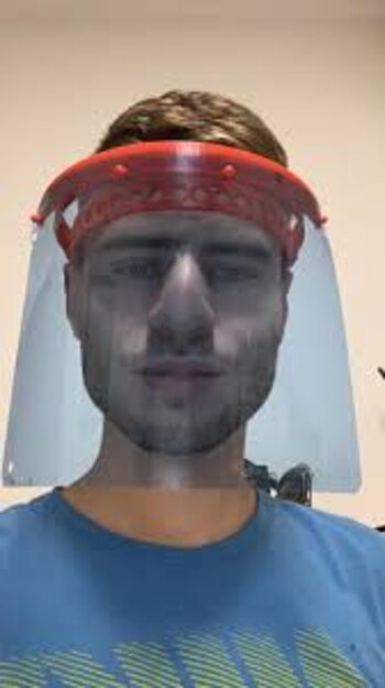 La resistente máscara, en una