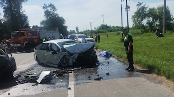 Un auto se incendió tras