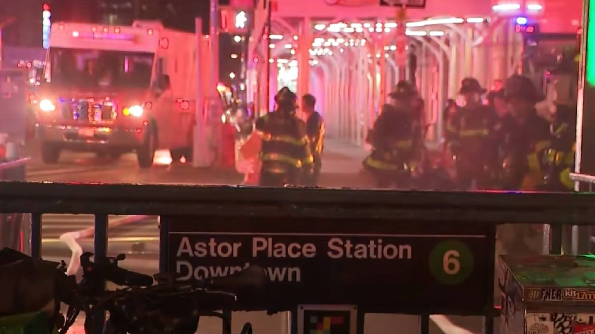 Incendio en el metro de Nueva York deja 14 heridos en Astor Place y afecta el servicio