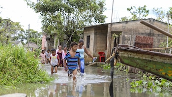 Lluvias y crecidas agravaron la emergencia en Chocó, Pereira, Buenaventura y otras zonas tras el terremoto en Colombia