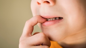 ¿A qué edad se le caen los dientes de leche a los niños?